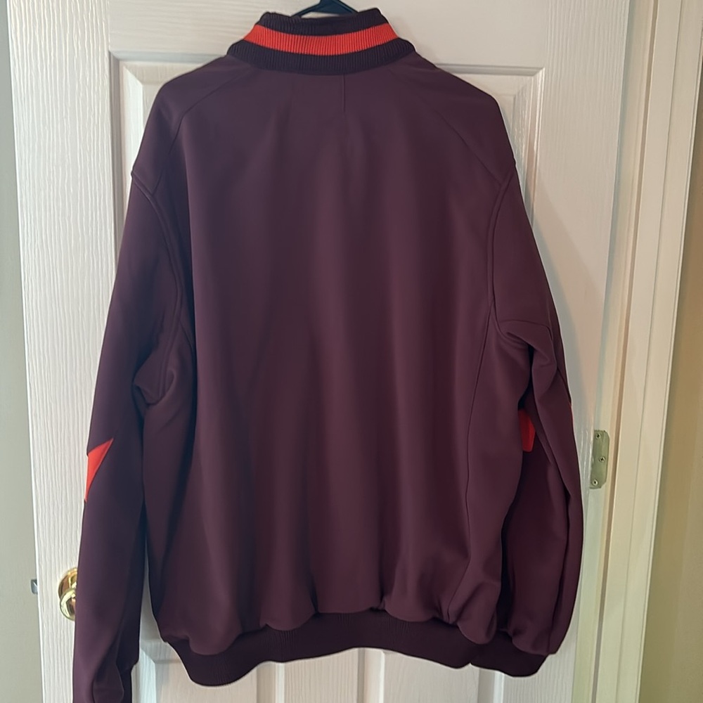 VA Tech Jacket. XL - Picture 5 of 8